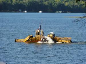 620 Aquatic Weed Harvester